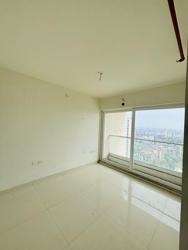 Room, adharwadi 5 Bedroom 2200 Sq.Ft. Apartment In Adharwadi Thane 7994675