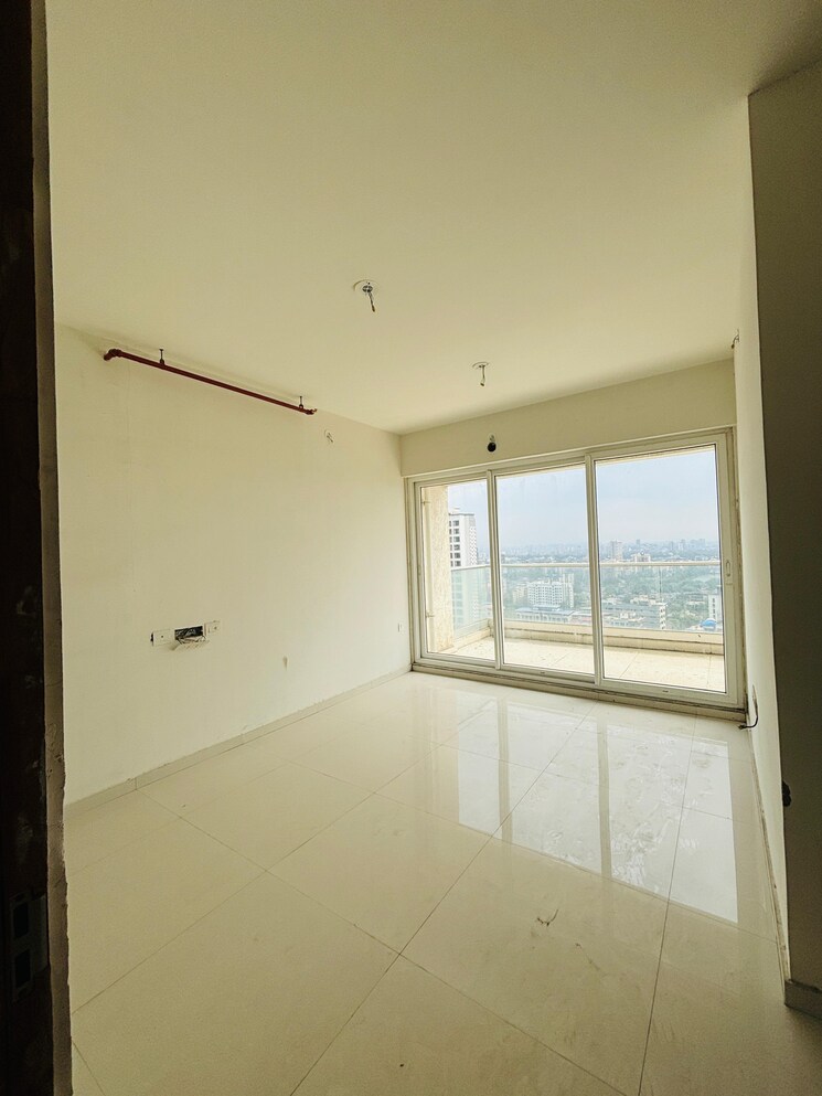Room, adharwadi 5 Bedroom 2200 Sq.Ft. Apartment In Adharwadi Thane 7994675