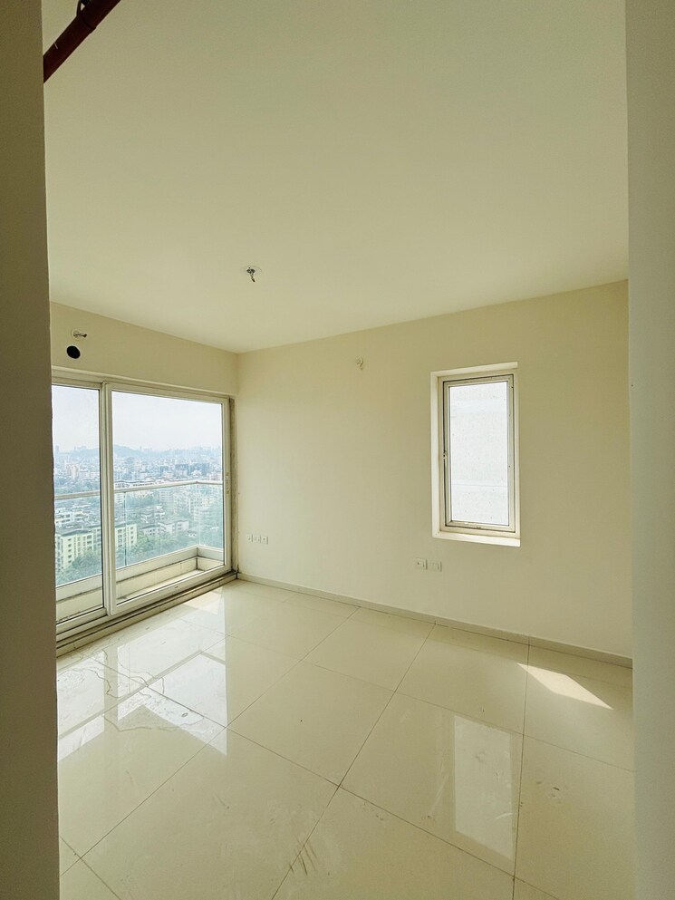 Room, adharwadi 5 Bedroom 2200 Sq.Ft. Apartment In Adharwadi Thane 7994675