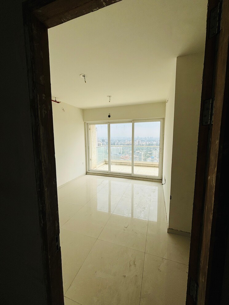 Room, adharwadi 5 Bedroom 2200 Sq.Ft. Apartment In Adharwadi Thane 7994675
