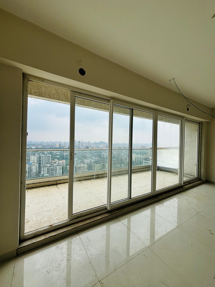 Room, adharwadi 5 Bedroom 2200 Sq.Ft. Apartment In Adharwadi Thane 7994675