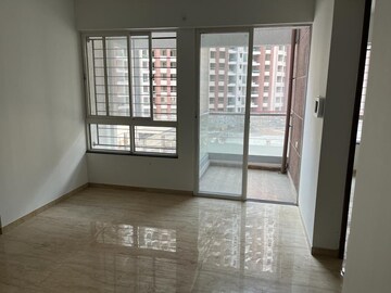 Room in 2 BHK Apartment at VTP Belair, Mahalunge – for Rent