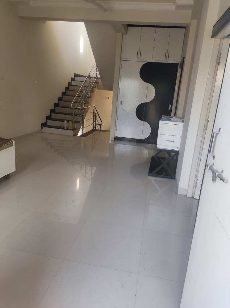 Living Room, ramayan-south-avenue-phase-ii 3 Bedroom 1500 Sq.Ft. Villa In Bagli Village Bhopal 7994667