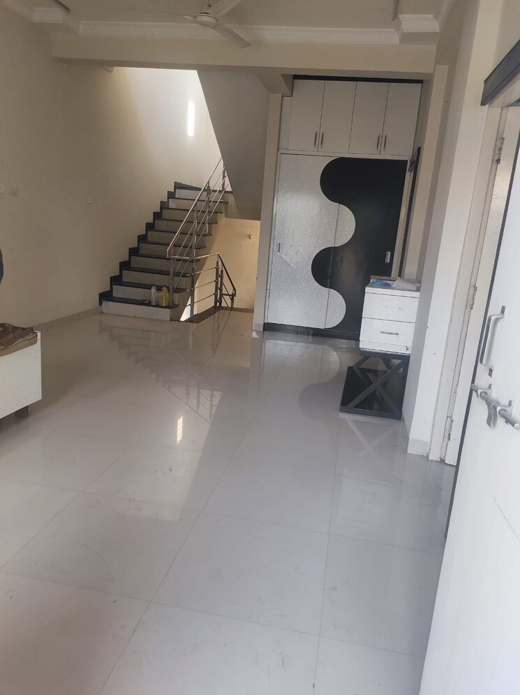 Living Room, ramayan-south-avenue-phase-ii 3 Bedroom 1500 Sq.Ft. Villa In Bagli Village Bhopal 7994667