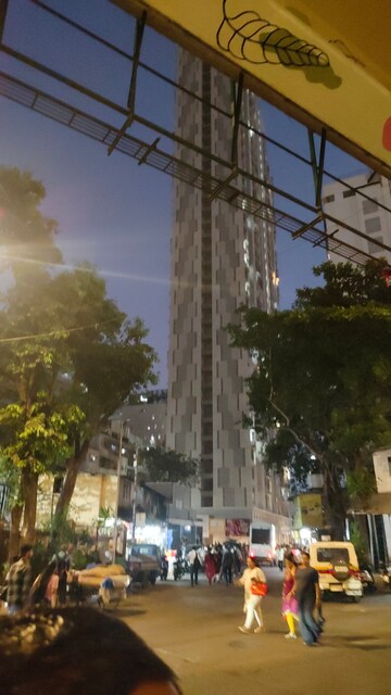 Master Bedroom in 3 BHK Apartment at Lokhandwala Harmony, Worli – for Rent