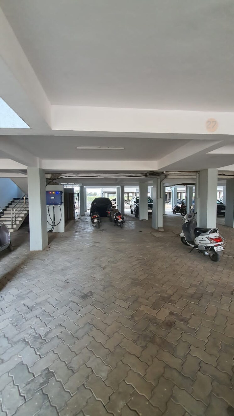  Parking, bagmugaliya 3 Bedroom 1450 Sq.Ft. Apartment In Bagmugaliya Bhopal 7994813