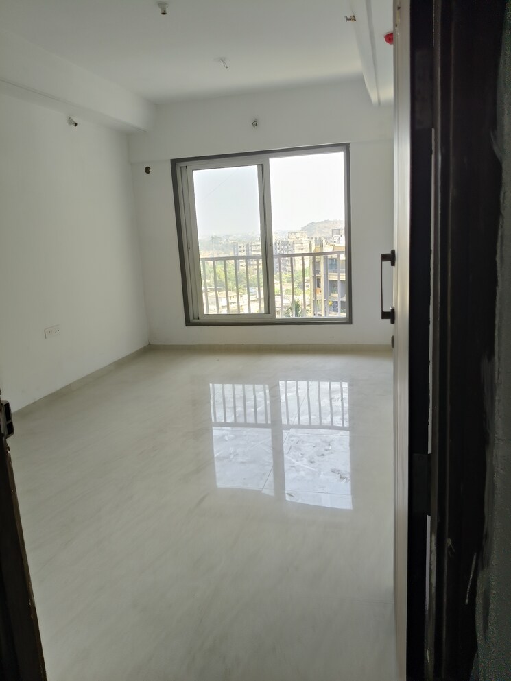 Room, triveni-crown 1 Bedroom 660 Sq.Ft. Apartment In Kalyan West Thane 7994989