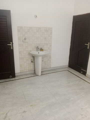  2 BHK Builder Floor at Ansals Sushant City – for Rent