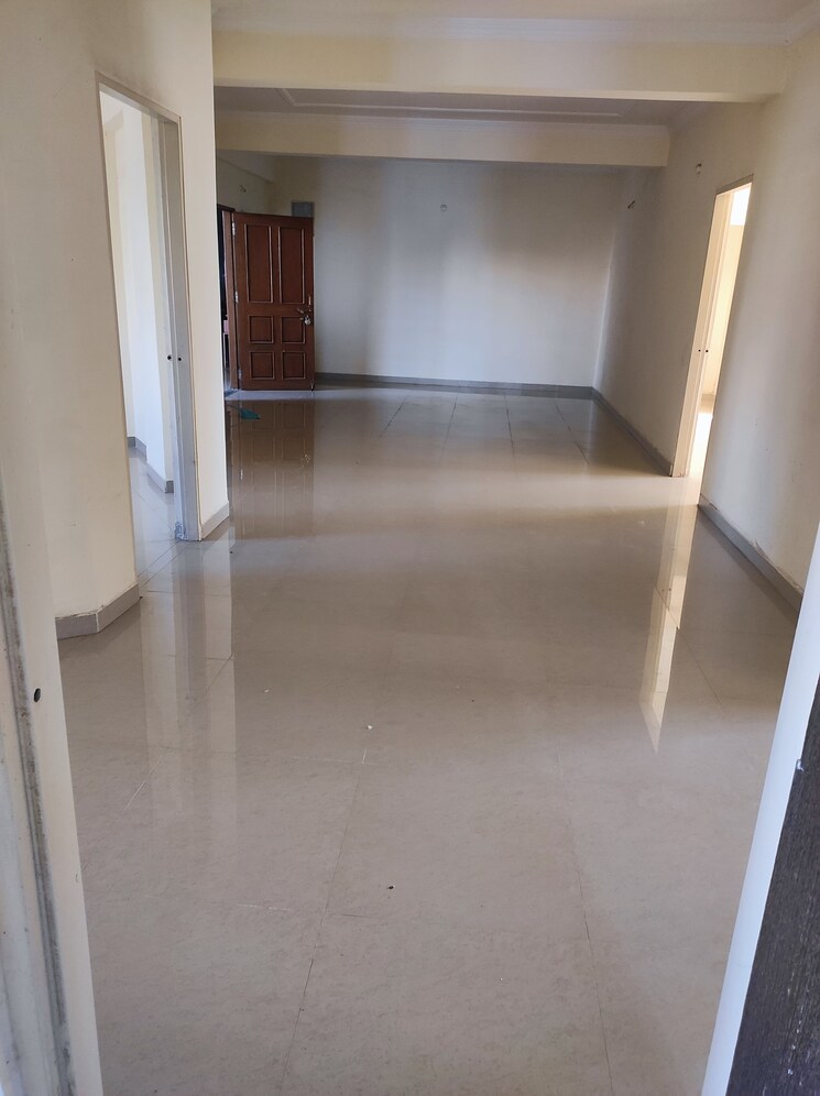 Room, salaiya 4 Bedroom 3385 Sq.Ft. Apartment In Salaiya Bhopal 7995027