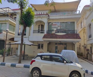 5 BHK Villa – Exterior View View at Cyber Meadows Society, Kondapur - for Sale