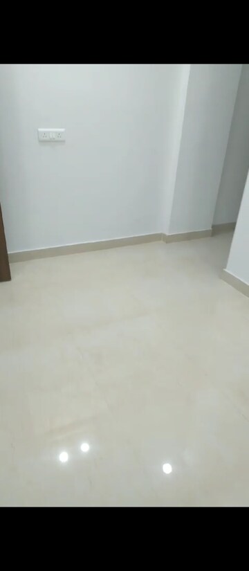 Room in 2 BHK Builder Floor at Mehrauli – for Rent