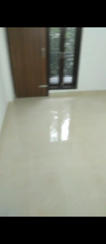 Room in 2 BHK Builder Floor at Mehrauli – for Rent