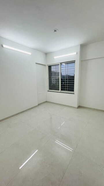 Room in 3 BHK Apartment at Dynamic Grandeur, Undri – for Sale