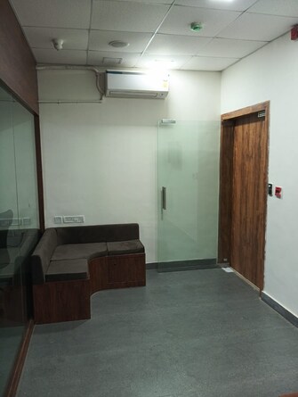 Commercial Office Space 2400 Sq.Ft. For Rent in Ghatkopar West Mumbai  7995524