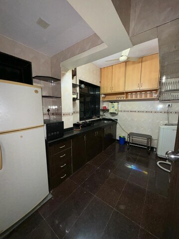 Master Bedroom in 1 BHK Apartment at Sai Nidhi Apartment, Chembur – for Rent