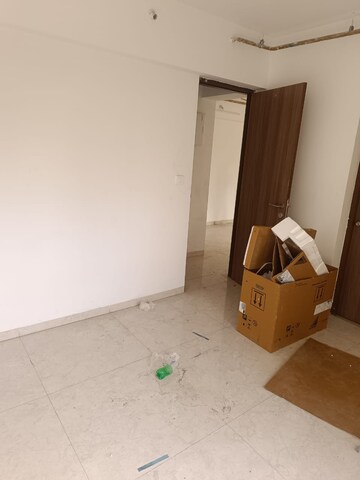 Room in 1 BHK Apartment at Poddar Harmony, Chembur – for Rent
