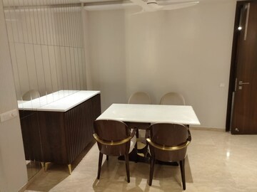 Team Area in 2 BHK Apartment at Hiranandani Castle Rock, Powai – for Sale