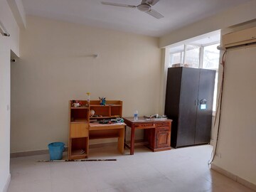 Living Room in 3 BHK Builder Floor at SS The Lilac, Sector 49 – for Rent