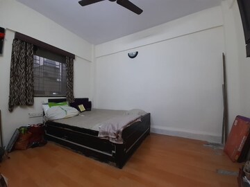 Living Room in 1 BHK Apartment at Sai Baba Complex Goregaon, Goregaon East – for Rent