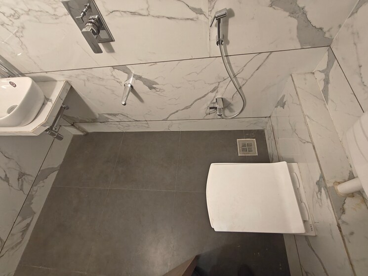 Attached Bathroom, mira road 2 Bedroom 717 Sq.Ft. Apartment In Mira Road Thane 7995615