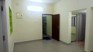 Room in 2 BHK Apartment at Porur – for Sale