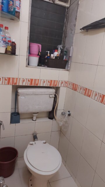 Bathroom in 1.5 BHK Apartment at Santacruz West – for Rent