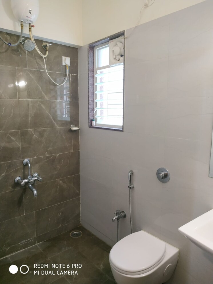 Bathroom, venkatesh-graffiti 3 Bedroom 1053 Sq.Ft. Apartment In Keshav Nagar Pune 7995890