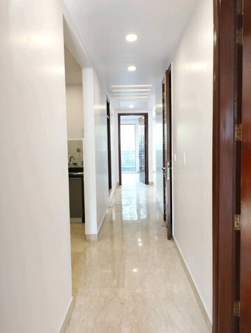 Building Lobby in 3 BHK Builder Floor at Green Park – for Rent