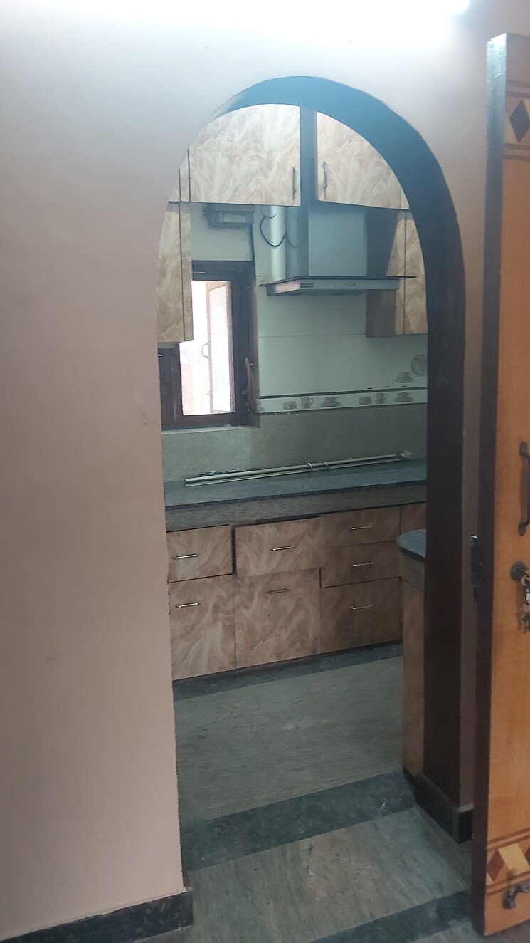 undefined, mayur vihar 1 2.5 Bedroom 850 Sq.Ft. Apartment In Mayur Vihar 1 Delhi 7995934