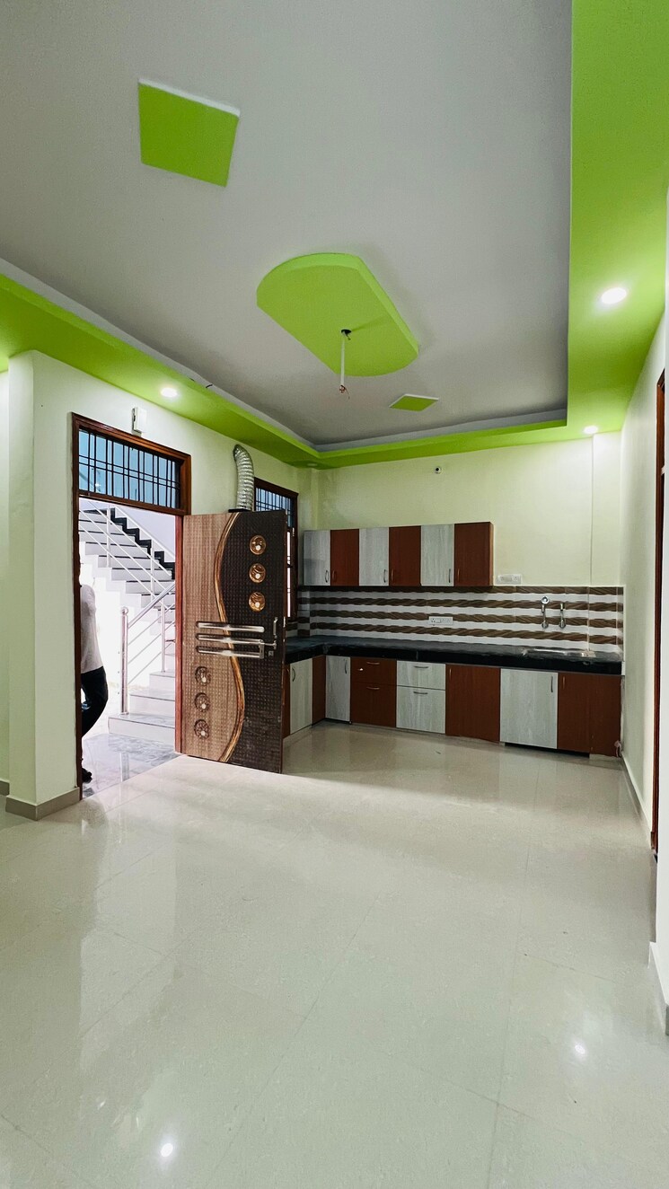 Kitchen, gomti nagar 3 Bedroom 1800 Sq.Ft. Independent House In Gomti Nagar Lucknow 7995935
