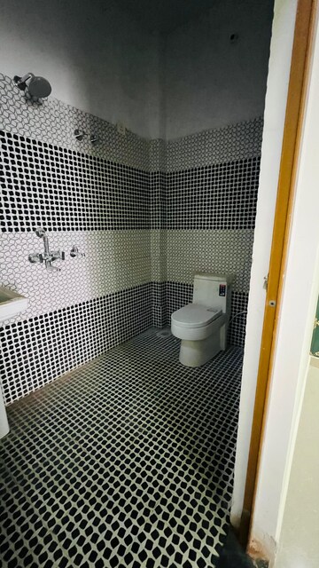 Bathroom in 3 BHK Independent House at Gomti Nagar – for Sale