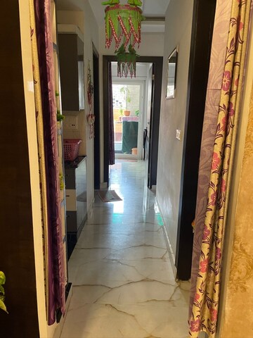 Building Lobby in 3 BHK Builder Floor at Mahavir Enclave – for Sale