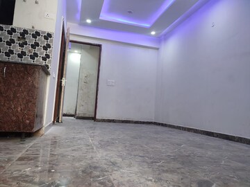 Room in 3 BHK Builder Floor at Gaur City 2  – for Sale