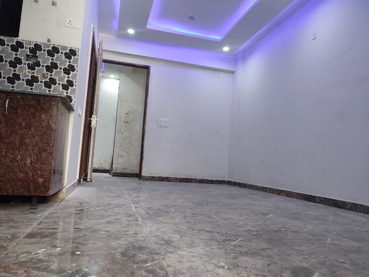 Room, gaur city 2 3 Bedroom 1550 Sq.Ft. Builder Floor In Gaur City 2  Greater Noida 7995936