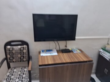 Study Room in 2 BHK Apartment at Andheri West – for Rent