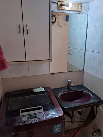  2 BHK Apartment at Andheri West – for Rent