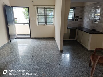 Room in 1 BHK Builder Floor at Hsr Layout – for Rent