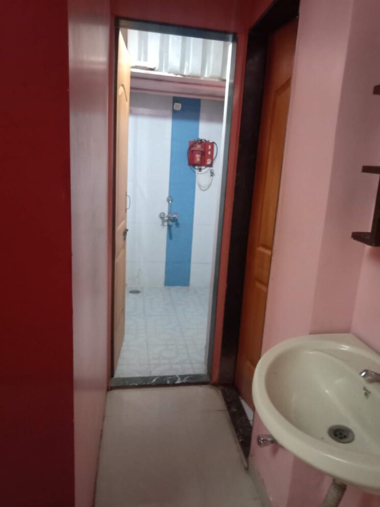 Bathroom, raviraj-planet-millenium 1 Bedroom 700 Sq.Ft. Apartment In Pimple Saudagar Pune 7996037