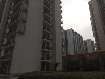 3.5 BHK Apartment For Sale in Sikka Karnam Greens, Sector 143b