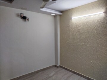 Room in 2 BHK Builder Floor at Govindpuri – for Sale