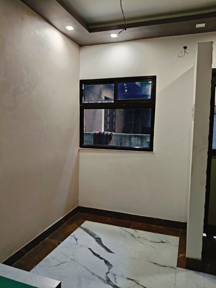Room, lake town 1 Bedroom 390 Sq.Ft. Apartment In Lake Town Kolkata 7996107