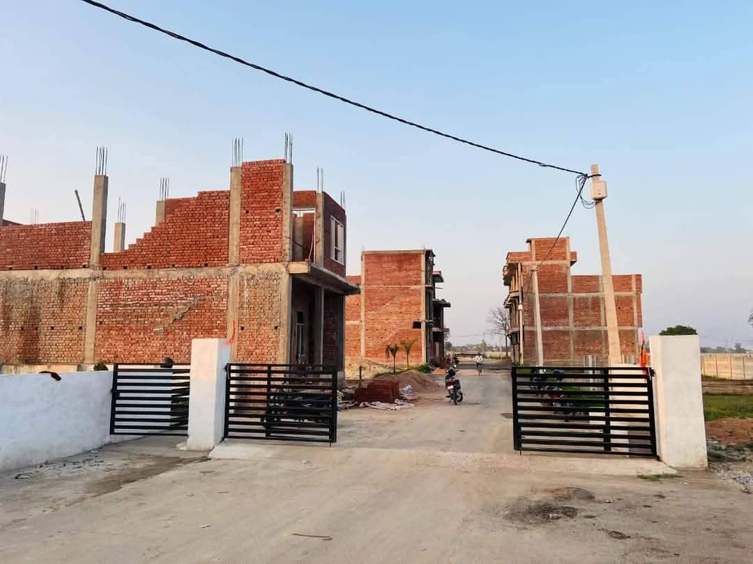 Plot For Sale in Himalaya Defence Empire