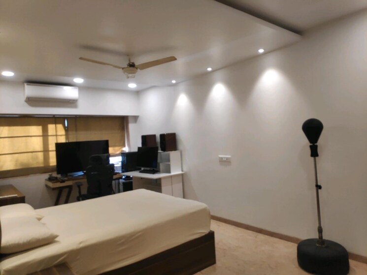 Team Area, breach-candy-gardens 5 Bedroom 4730 Sq.Ft. Apartment In Breach Candy Mumbai 7996219