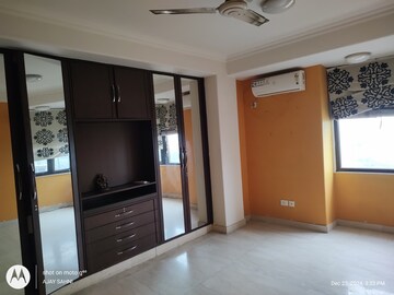 Room in 3 BHK Builder Floor at Mehrauli – for Rent