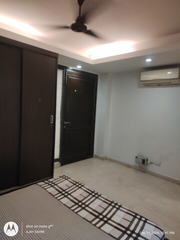 Bedroom in 3 BHK Builder Floor at Mehrauli – for Rent