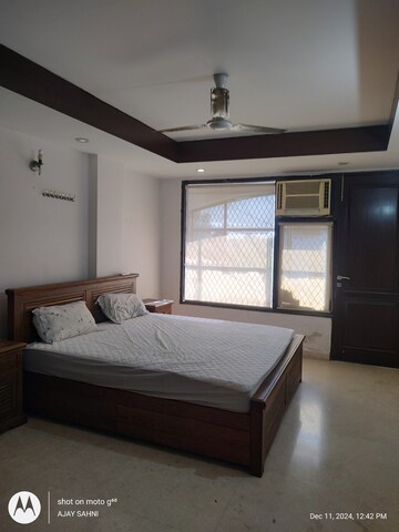 Master Bedroom in 3 BHK Builder Floor at Mehrauli – for Rent