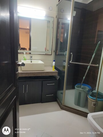 Attached Bathroom in 3 BHK Builder Floor at Mehrauli – for Rent