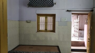 1 RK Villa For Rent in Satellite