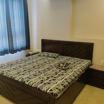 Bedroom in 3 BHK Builder Floor at Kailash Colony – for Rent