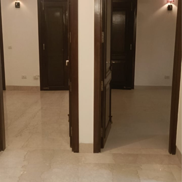 Room in 3 BHK Builder Floor at Greater Kailash – for Rent